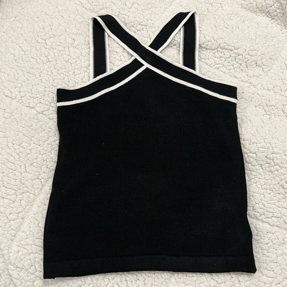 Contrast Trim Strap Knit Top - Picture 3 of 5